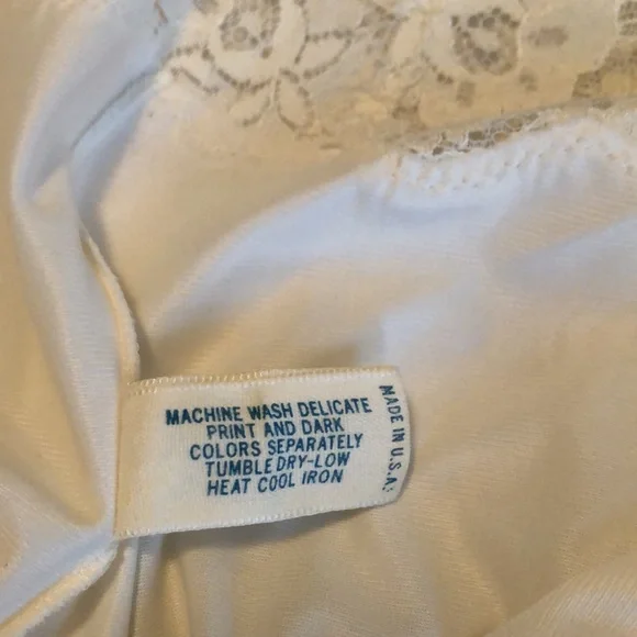 Vintage Vanity Fair Creamy White Slip       Size 34 - Picture 7 of 13